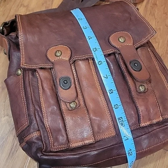 Campomaggi Italy Leather Crossbody Satchel - Picture 11 of 16